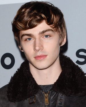 Miles Heizer Profile| Contact Details (Phone number, Email, Instagram, Twitter)